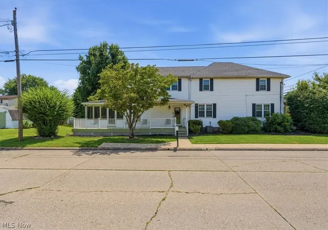 Photo 1 of Single family home for sale at 1610 9th Avenue, Vienna, WV 26105 | MLS# 5210843 | Listing updated on 2026-09-09