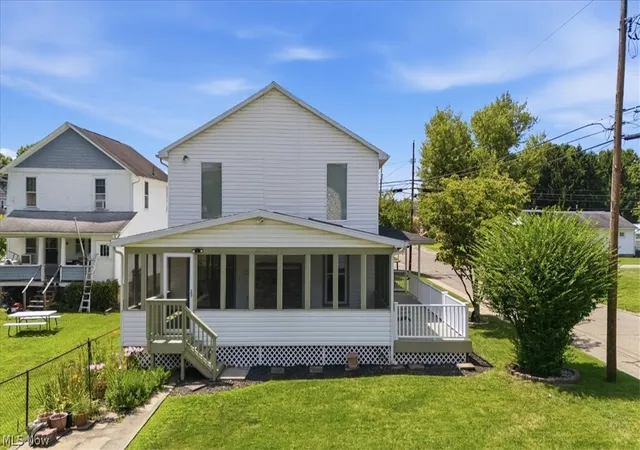 Photo 2 of Single family home for sale at 1610 9th Avenue, Vienna, WV 26105 | MLS# 5210843 | Listing updated on 2026-09-09
