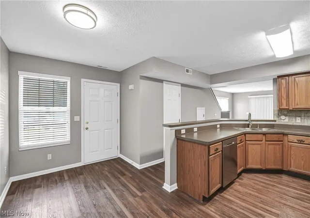 Photo 3 of Sale Pending at 6744 Asterhurst Trce, Cleveland, OH 44130 | MLS# 5234824 | Listing updated on 2026-09-08