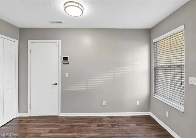 Photo 4 of Sale Pending at 6744 Asterhurst Trce, Cleveland, OH 44130 | MLS# 5234824 | Listing updated on 2026-09-08