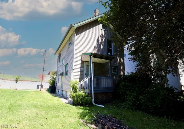 Photo 3 of Single family home for sale at 1182 5th Avenue, Akron, OH 44306 | MLS# 5231040 | Listing updated on 2026-09-14