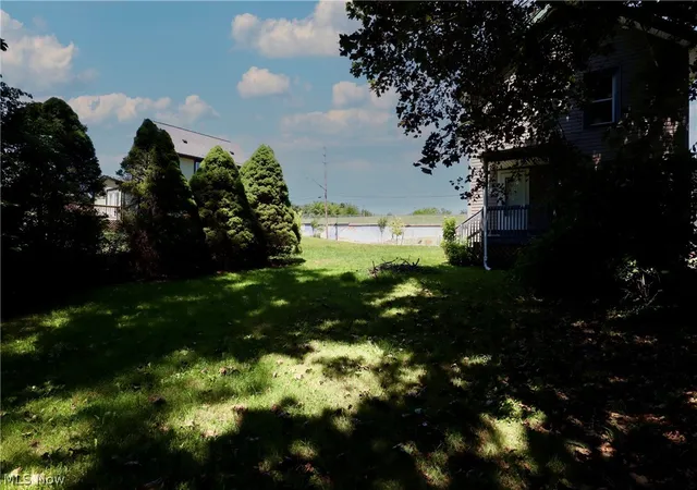 Photo 4 of Single family home for sale at 1182 5th Avenue, Akron, OH 44306 | MLS# 5231040 | Listing updated on 2026-09-14