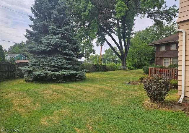 Photo 4 of Sale Pending at 24 Villa Beach, Cleveland, OH 44110 | MLS# 5234884 | Listing updated on 2026-09-12