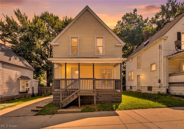 Photo 3 of Single family home for sale at 181 Spellman Ct, Akron, OH 44305 | MLS# 5233810 | Listing updated on 2026-09-09