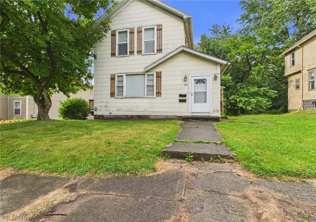 Listing Photo 5 - Condo for sale in building located at 504 Gage St, Akron, OH 44311