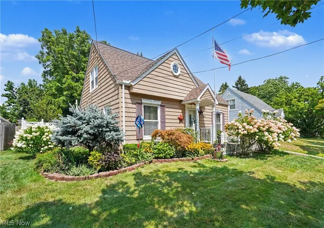 Photo 2 of Sale Pending at 1485 Westvale Ave, Akron, OH 44313 | MLS# 5233379 | Listing updated on 2026-09-10