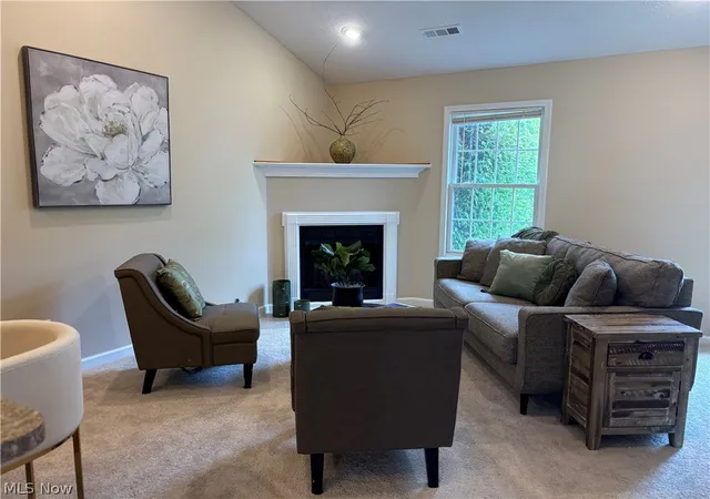 Photo 3 of Condo for sale at 424 Harbor Ridge Ln, Fairport Harbor, OH 44077 | MLS# 5223940 | Listing updated on 2026-09-27
