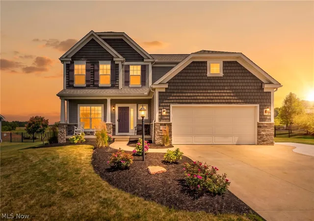 Photo 2 of Single family home for sale at 344 Heatherby Ne, Hartville, OH 44632 | MLS# 5234893 | Listing updated on 2026-10-04