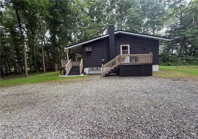 Photo 2 of Single family home for sale at 16810 Heiser Rd, Berlin Center, OH 44401 | MLS# 5234607 | Listing updated on 2026-09-30