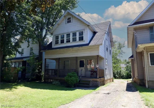 Photo 2 of Multi family home for sale at 48 E Brookside Ave, Akron, OH 44301 | MLS# 5230010 | Listing updated on 2026-09-14