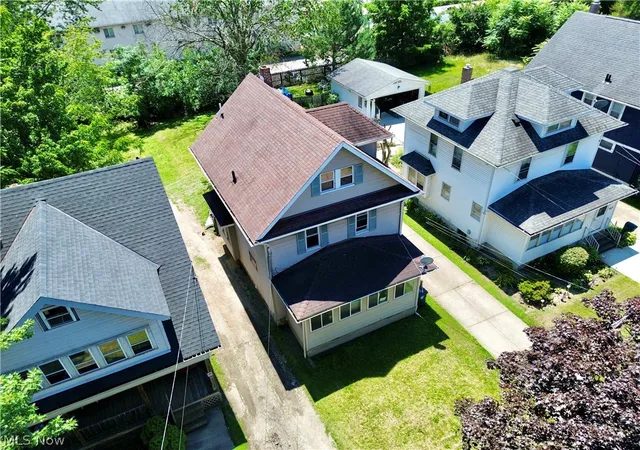 Listing Photo 5 - Condo for sale in building located at 44 E Brookside Ave, Akron, OH 44301