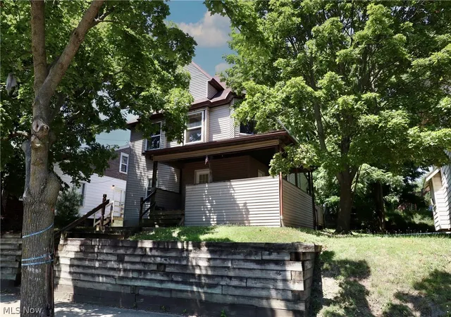 Photo 2 of Multi family home for sale at 835 Kenmore Blvd, Akron, OH 44314 | MLS# 5231038 | Listing updated on 2026-09-14
