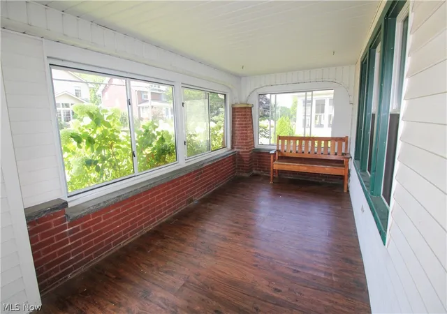 Photo 3 of Single family home for sale at 543 W Maple St, North Canton, OH 44720 | MLS# 5234230 | Listing updated on 2026-09-25