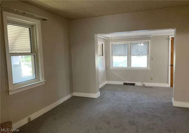 Photo 3 of Single family home for sale at 1383 Andrus Ave, Akron, OH 44301 | MLS# 5235033 | Listing updated on 2026-09-02