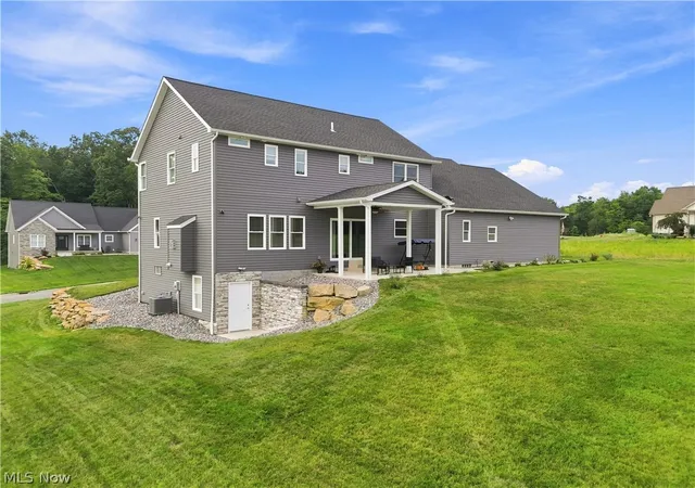 Photo 2 of Single family home for sale at 6385 Meander Glen Dr, Austintown, OH 44515 | MLS# 5235054 | Listing updated on 2026-09-04