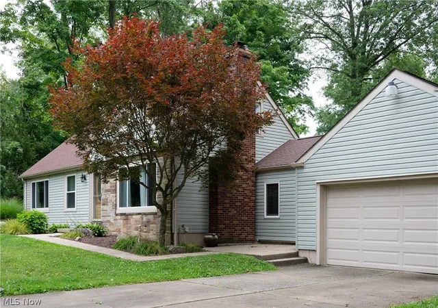 Photo 2 of Single family home for sale at 5625 Tippecanoe Rd, Canfield, OH 44406 | MLS# 5234997 | Listing updated on 2026-09-10