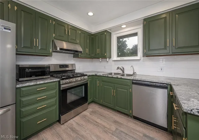 Photo 4 of Single family home for sale at 5610 Comanche St NW, North Canton, OH 44720 | MLS# 5235061 | Listing updated on 2026-09-26