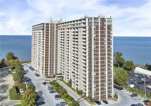 Photo 2 of Sale Pending at 12900 Lake Ave #1125, Lakewood, OH 44107 | MLS# 5226356 | Listing updated on 2026-09-05