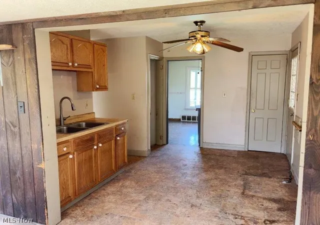 Photo 3 of Sale Pending at 164 Forest Dr, Bedford, OH 44146 | MLS# 5215948 | Listing updated on 2026-09-30