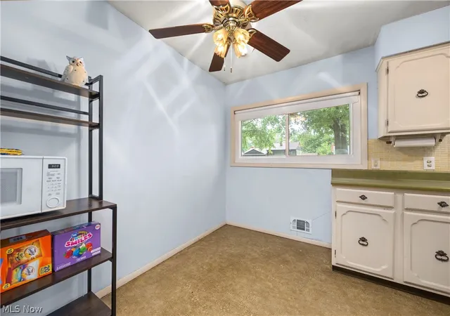 Photo 4 of Single family home for sale at 5817 Calamie Dr, Cleveland, OH 44130 | MLS# 5235076 | Listing updated on 2026-09-11