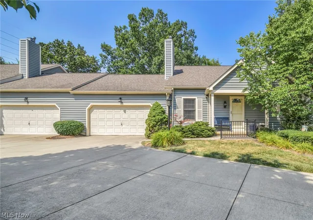Photo 1 of Condo for sale at 42 Pond Dr, Rocky River, OH 44116 | MLS# 5232337 | Listing updated on 2026-10-01