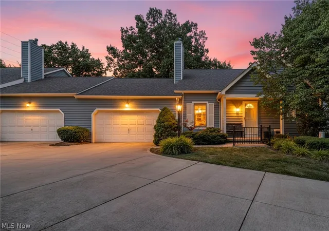 Photo 2 of Condo for sale at 42 Pond Dr, Rocky River, OH 44116 | MLS# 5232337 | Listing updated on 2026-10-01