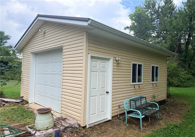 Photo 24 of Sale Pending at 11941 Hawthorne Dr, Northfield, OH 44067 | MLS# 5234603 | Listing updated on 2026-09-17