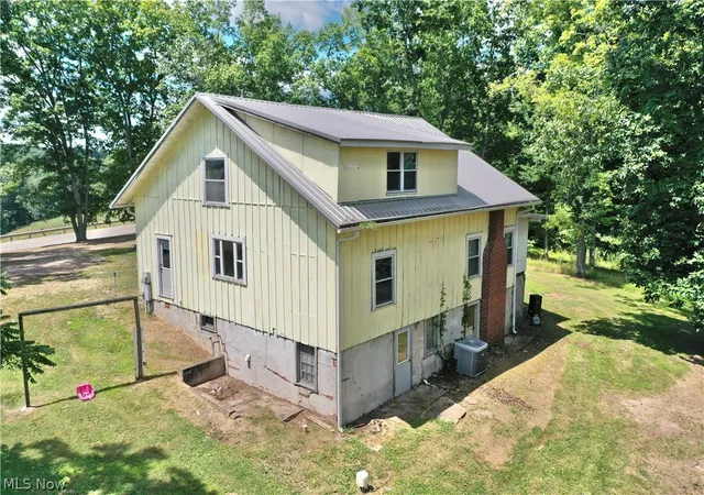 Photo 3 of Single family home for sale at 8437 S Calhoun Hwy, Millstone, WV 25261 | MLS# 5233978 | Listing updated on 2026-09-09