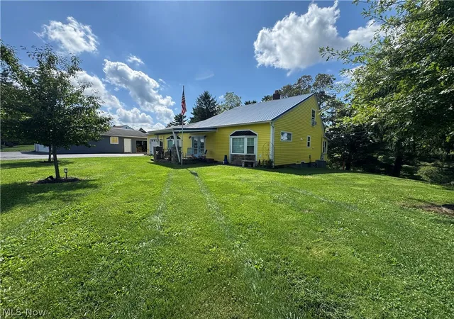 Photo 4 of Single family home for sale at 53532 High Ridge Rd, Bridgeport, OH 43912 | MLS# 5235188 | Listing updated on 2026-09-29