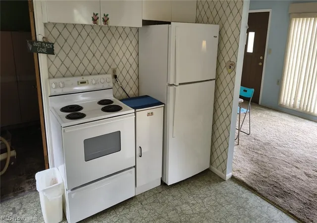 Photo 3 of Sale Pending at 472 N Rocky River Dr, Berea, OH 44017 | MLS# 5235304 | Listing updated on 2026-09-11