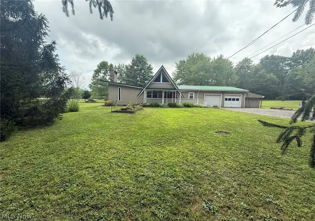 Photo 1 of Single family home for sale at 4465 N Lake Rd, West Farmington, OH 44491 | MLS# 5235269 | Listing updated on 2026-09-28