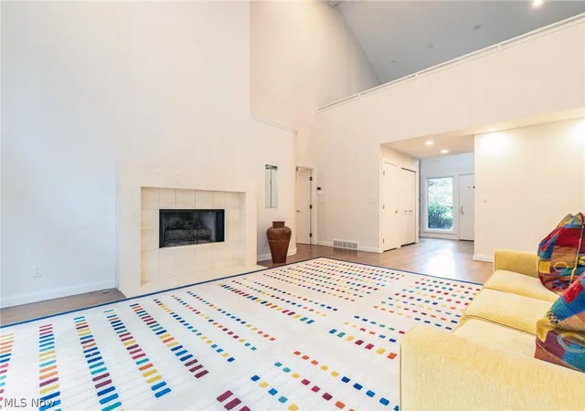 Photo 3 of Condo for sale at 2211 Landerhaven Ct, Cleveland, OH 44124 | MLS# 5234121 | Listing updated on 2026-09-08