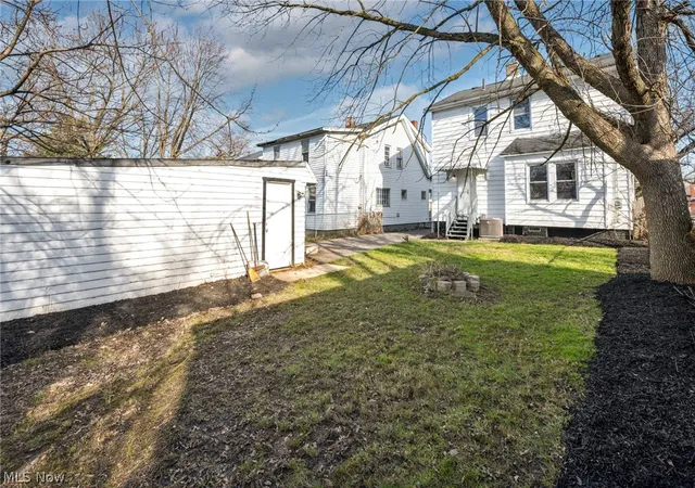 Photo 4 of Single family home for sale at 13620 S Parkway Dr, Garfield Heights, OH 44105 | MLS# 5235242 | Listing updated on 2026-09-10
