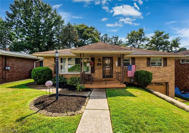 Photo 1 of Single family home for sale at 2532 Chestnut St, Steubenville, OH 43952 | MLS# 5235286 | Listing updated on 2026-09-16