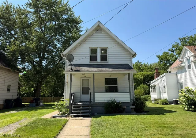Photo 1 of Single family home for sale at 412 Iddings Ave Se, Warren, OH 44483 | MLS# 5234014 | Listing updated on 2026-09-11