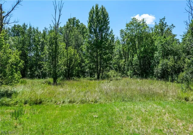 Photo 1 of Sale Pending at 3254 Hommon Rd, Ravenna, OH 44266 | MLS# 5235326 | Listing updated on 2026-09-24