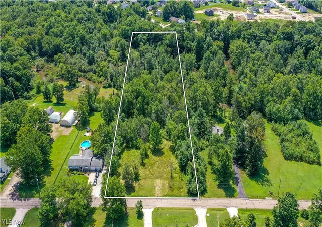 Photo 4 of Sale Pending at 3254 Hommon Rd, Ravenna, OH 44266 | MLS# 5235326 | Listing updated on 2026-09-24
