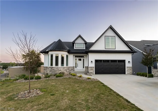 Photo 3 of Single family home for sale at 2048 Forest Dr, Eastlake, OH 44095 | MLS# 5234062 | Listing updated on 2026-09-08