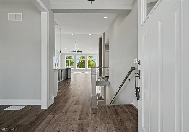 Photo 4 of Single family home for sale at 2048 Forest Dr, Eastlake, OH 44095 | MLS# 5234062 | Listing updated on 2026-09-08