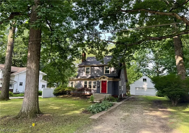 Photo 1 of Sale Pending at 3510 Edgewood Dr, Stow, OH 44224 | MLS# 5235063 | Listing updated on 2026-09-03