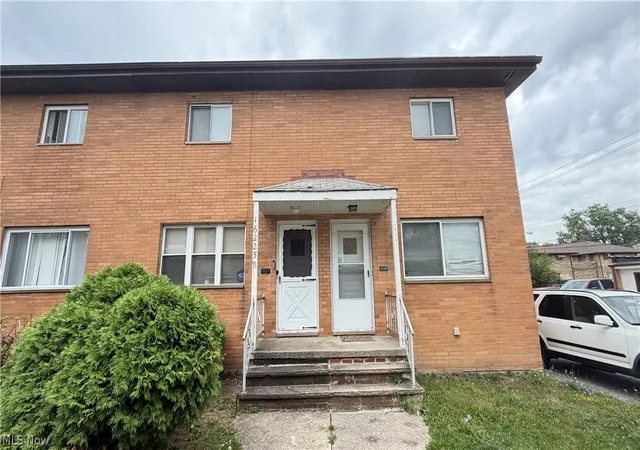 Photo 1 of Sale Pending at 16225 Edgewood Ct, Maple Heights, OH 44137 | MLS# 5235311 | Listing updated on 2026-09-12