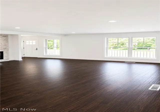 Photo 3 of Sale Pending at 3621 Glencairn Rd, Shaker Heights, OH 44122 | MLS# 5235473 | Listing updated on 2026-10-01