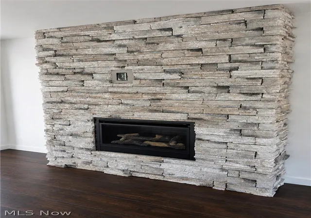Photo 3 of Sale Pending at 3621 Glencairn Rd, Shaker Heights, OH 44122 | MLS# 5235473 | Listing updated on 2026-10-01