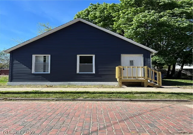 Photo 1 of Single family home for sale at 7118 Elton Ave, Cleveland, OH 44102 | MLS# 5235359 | Listing updated on 2026-09-14