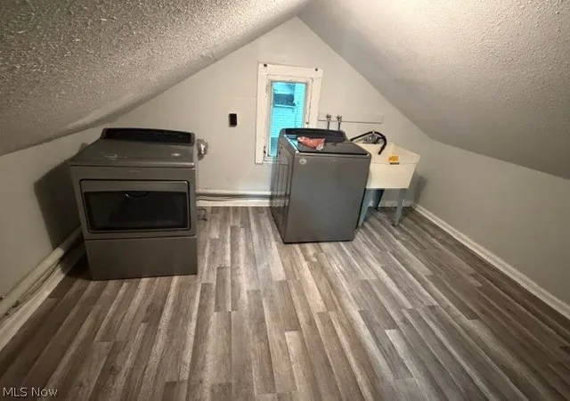 Listing Photo 2 - Condo for sale in building located at 3717 Archwood Ave, Cleveland, OH 44109