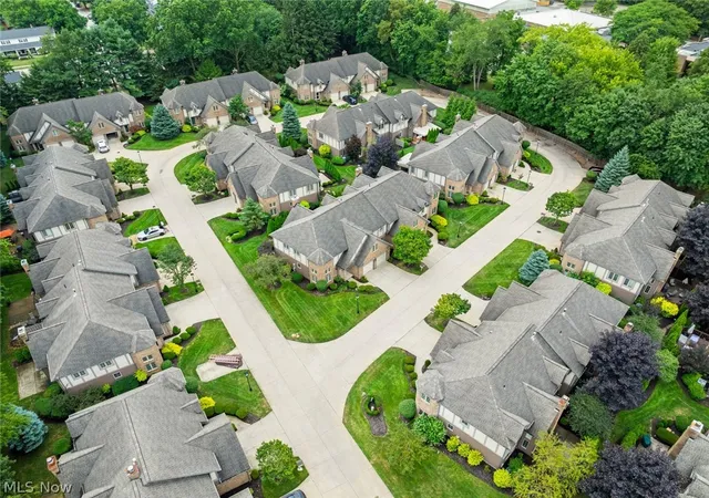 Photo 44 of Sale Pending at 9 Aberdeen Ct, Rocky River, OH 44116 | MLS# 5235510 | Listing updated on 2026-09-21