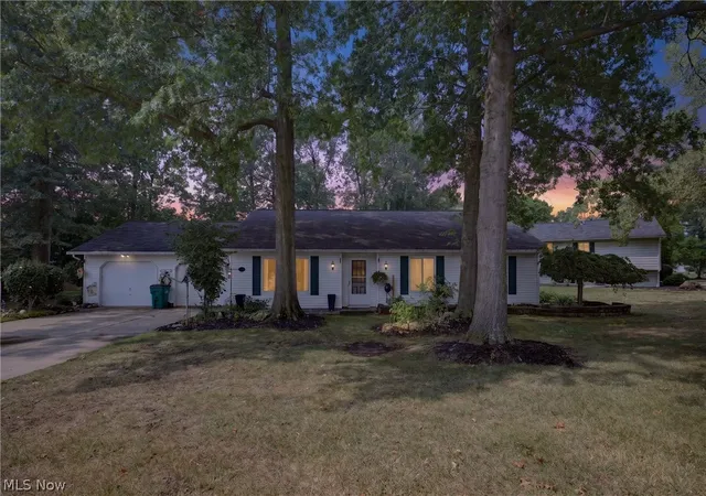 Photo 2 of Sale Pending at 1511 Welch Rd, Painesville, OH 44077 | MLS# 5235172 | Listing updated on 2026-09-13
