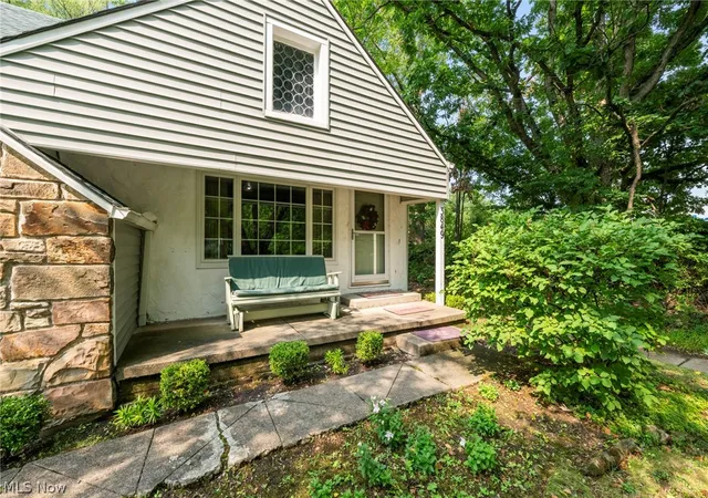 Photo 2 of Single family home for sale at 3849 Bainbridge Rd, Cleveland, OH 44118 | MLS# 5235598 | Listing updated on 2026-09-15