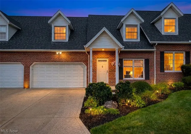 Photo 2 of Sale Pending at 2036 Jennifer St, Akron, OH 44313 | MLS# 5192887 | Listing updated on 2026-09-04