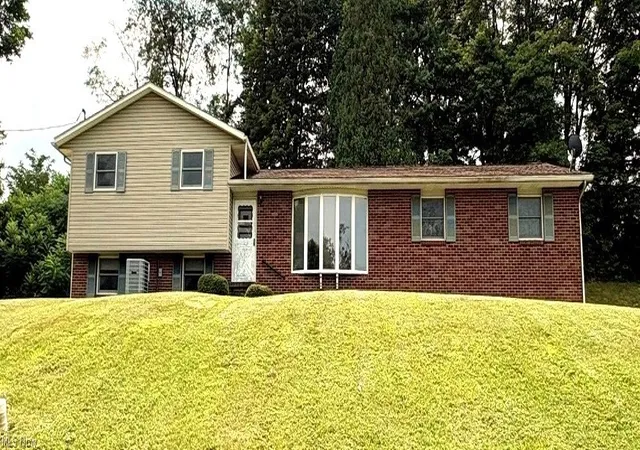 Photo 1 of Single family home for sale at 5044 Amsterdam Rd Se, Carrollton, OH 44615 | MLS# 5235646 | Listing updated on 2026-09-21